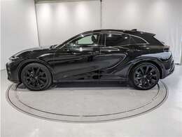 1年間の走行距離無制限のロングラン保証付きです。また、さらに安心をお求めの方には1年～2年の保証延長ができる（有償）もお選びいただけます。