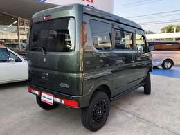 ☆4WD☆4インチリフトアップ☆プラスラインバンパー☆スキッドバンパー☆オープンカントリーA/Tタイヤ☆XTREME-J15インチAW☆革調シートカバー☆サイドシルガーニッシュ☆ディスプレイオーディオ