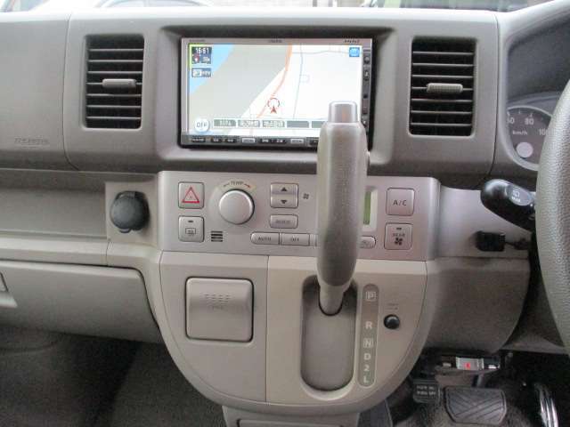 軽自動車はご契約の際に住民票をお持ちいただくと納車までが大変スムーズ！コピーの持参でもOKです！