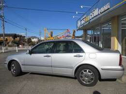 走行距離も少なく、外内装も綺麗です。納車前には再度コーティングを施工してのお渡しとなります。