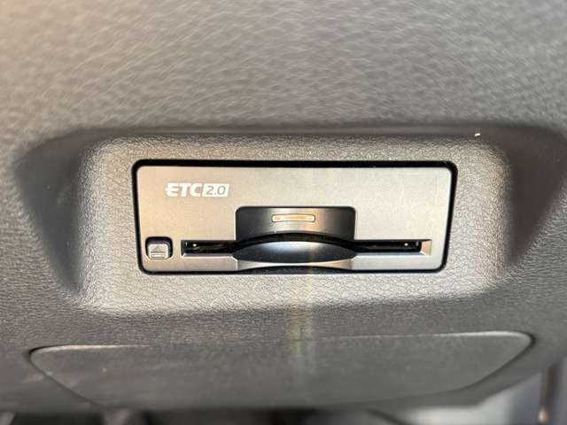 【ETC】高速道路の料金所を止まることなくスムーズに通過することができます！長距離運転で疲れていても、ストレス無く運転することができますよ！