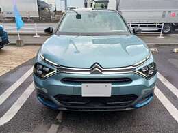 お忙しく実車確認できないお客様にも安心してご購入頂けるクオリティを目指しております。全国のディーラーで保証が受けられます。