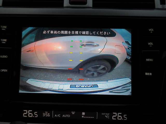 駐車時に便利なバックカメラが装備されてます！