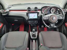 【インパネ全体】『インパネ全体』の画像になります。写真の内容に関してご不明点、ご質問等がございましたらお気軽にガリバー店舗までお問い合わせください。