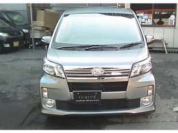 社外ナビゲーション　ワンセグTV　純正14インチアルミホイール　キーフリーシステム　PUSHスタート　電動格納ミラー　ウインカーミラー　HIDヘッドライト　ドアバイザー　ABS