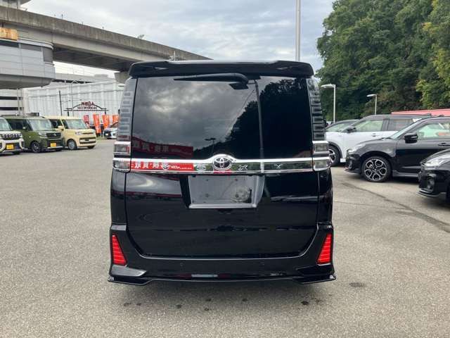 ベテランから若い女性スタッフまで、皆さんのご希望に沿ったご提案をさせていただきます！お気軽にお声をおかけください。