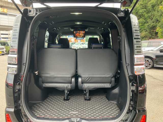 ネオスグループは“共に満足、共に幸せ”を経営理念とし、お車を通じて地域の皆様に愛される人作り、お店作り、会社作りを行っております。