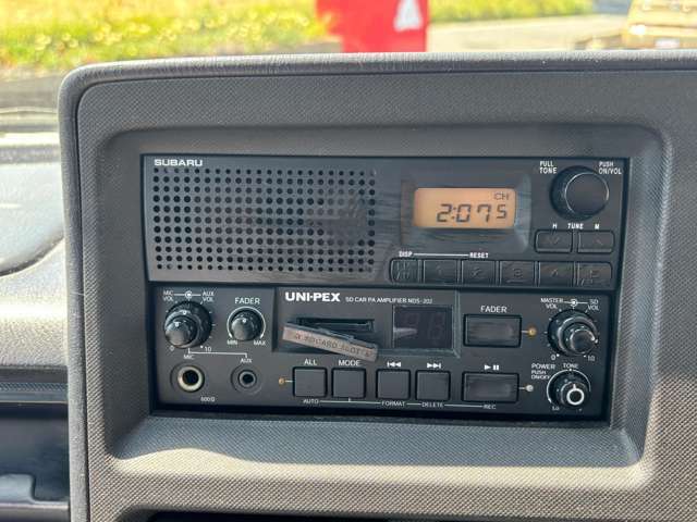 純正ラジオ付きです。
