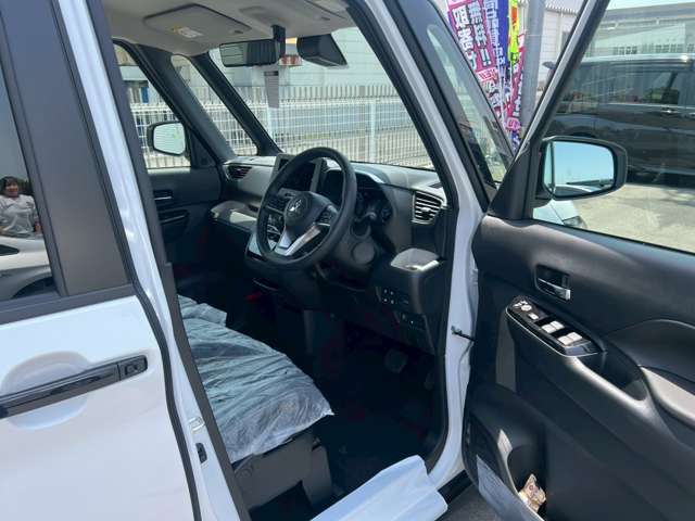 ☆高品質車両が200台以上在庫展示中！！試乗コースも完備しております。気になるお車が有れば乗り比べしてみて下さい☆