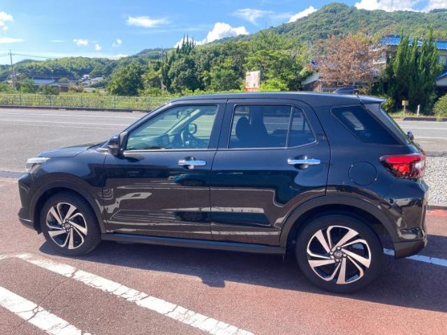 全国に店舗を展開しているのでどこでもお取り寄せが可能です！この車が気になるけど遠方だから・・・と諦める必要はありません！※別途陸送費が必要です。