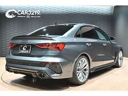 純正オプションのスピードリミッター280km/h仕様でございます！