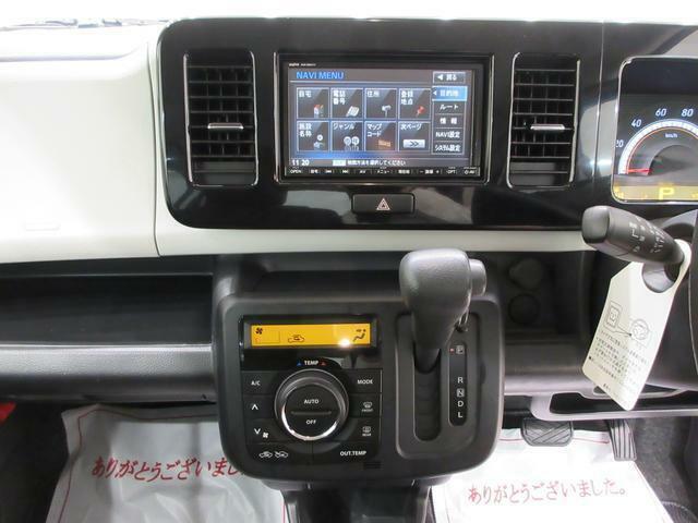 中古車は一物一価、同じようなお車でも、整備状況、外内装の状態など様々です。