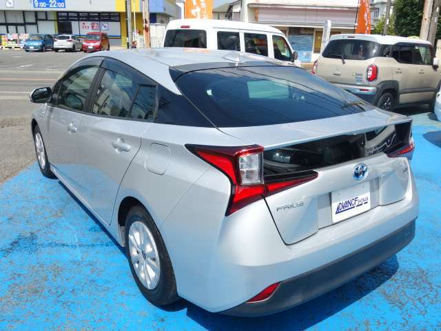 実際に車を見てみると『想像と違った』という事は少なくありません。当店なら軽自動車からコンパクト、ミニバン、セダンと幅広くご用意しておりますので、ライフスタイルにぴったりの1台を見つけてください。
