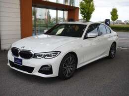 徳島県にて輸入車ディーラーを30年以上運営してきた『ノヴィルグループ』ならではの、安心整備（バッテリー新品交換など）にてお客様にご納車させて頂きます。