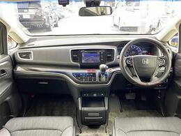 ・車線逸脱警報・先行車発進告知・横滑り防止・ブラインドスポットモニター・標識認識機能・ハーフレザー・運転席パワーシート・オットマン