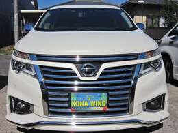 ★BOSE　5.1chサラウンド・サウンド付後席プライベートシアターシステム（後席11インチワイドディスプレイ、13スピーカー、後席リモコン、回転イヤーパッド付ワイヤレスヘッドフォン2個）