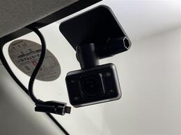 【後部座席操作部】後部座席を快適に過ごしていただくための便利な装備が付いています！