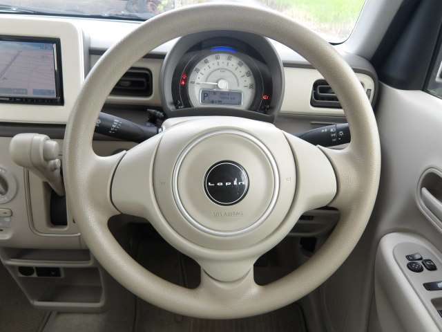 購入後も末永いお付き合いを♪アフターサービスもお任せください！車検整備・買取下取・事故・保険など幅広くご対応致します！