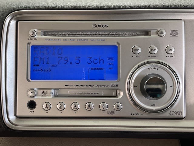 CD再生とラジオのシンプルで使いやすいオーディオを搭載♪