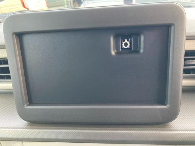 駐車をサポートする全方位カメラ、ボタン一つで映像を切替。トップ映像＋前方・後方映像になります。車庫入れ安心！バック中の死角部分がモニターに映し出されるので安全性アップ！！（モニター・ナビは別売です）