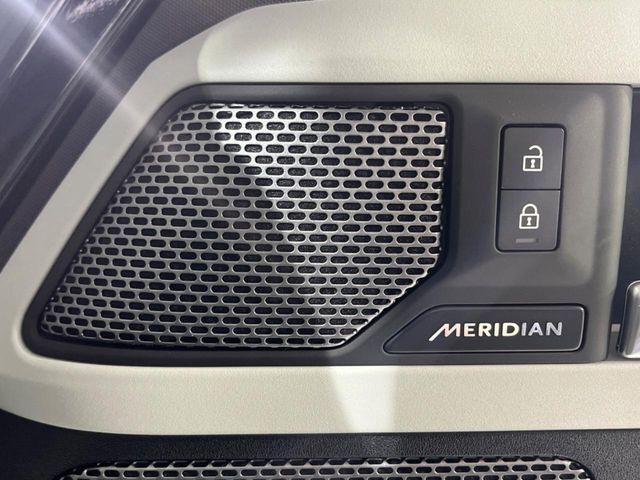 ◆MERIDIANデジタルサウンドシステム『コンサートのような臨場感溢れる音響空間を実現します。MERIDIANは英国のプレミアムオーディオブランドです。どうぞ店頭にてご体感ください。』