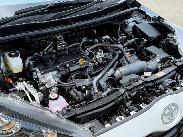 エンジンルーム内もしっかりクリーニング済みです！！！隅々まで見てください！！！修復歴もございません！！！