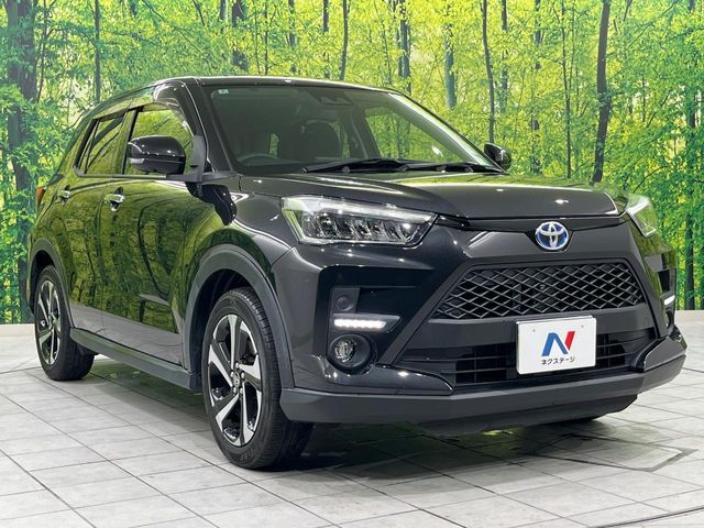 高透明度のガラス皮膜で撥水はもちろん、上質なツヤ・光沢を実現。紫外線や酸性雨から大切な愛車を保護し、色あせ・劣化を防止。「弾スプラッシュコート」、「弾プリミッサコート」からお選びいただけます。