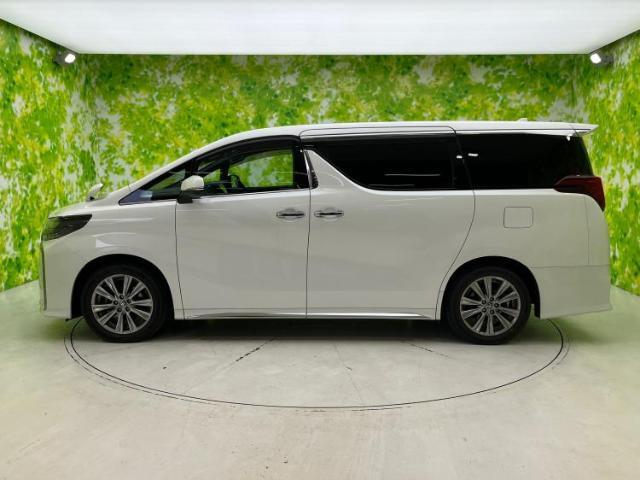 WECARSの在庫ページをご覧いただき誠にありがとうございます！WECARSは「お客様第一」をモットーにお客様のカーライフを全力でサポートいたします！