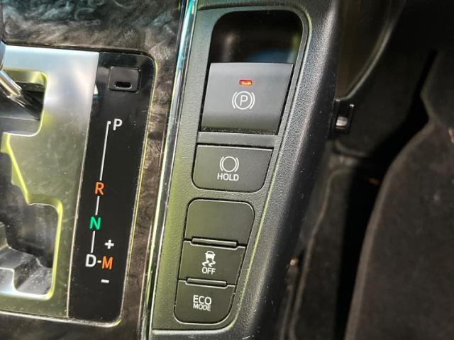 こちらのお車はいかがでしょうか？少しでも気になっていただけましたら是非お問い合わせください！さらにお車の詳細をお送りいたします！