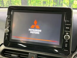 【大画面ナビ】人気の大型10インチナビを装備。存在感のある大画面はインパクト大！ナビ利用時のマップ表示は見やすく、テレビやDVDは臨場感がアップ！いつものドライブがグッと楽しくなります♪