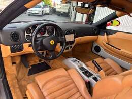 【YMC保証】充実保証！　YMC安心保証は新車保証同等の保証範囲を10年落ちまでの車でも保証します。保証サービスは第三者機関が運営し、安心で安全な仕組みを提供しています。