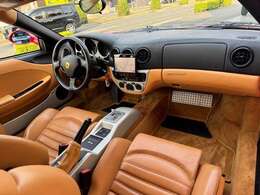 簡単なものなら朝お預かりしたお車を、夕方にはお引き渡しできます。修理中は代車をご用意させていただきますのでご不便をお掛けすることもございません。