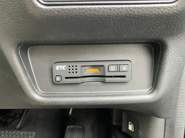 ETCを装備しているので高速道路もスムーズに走ることができます♪