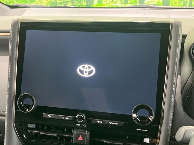 【14インチディスプレイオーディオ】画面内にオーディオ操作はもちろん、空調の調整機能なども盛り込んだ多機能なディスプレイオーディオです！スマートフォン連携はもちろん、車載ナビもお使いいただけます♪