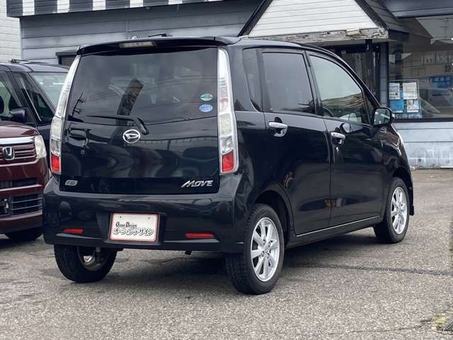 当社認証工場にて整備士が整備車検を行います。車検・整備も安心格安にてお受け致します。お客様のご来店を心よりお待ちしております。