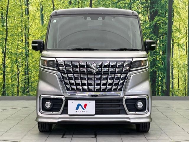 弊社では、全車『修復歴なし』のお車のみ取り扱っております。専任バイヤーによる厳選した仕入れの後、入庫後の車両チェックを行い、ネクステージが認定した高品質な中古車をご提供しております。