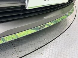 【モデリスタエアロ】人気のモデリスタエアロを装着！クルマの外観がよりスタイリッシュになり、街中で存在感あふれる1台に♪将来買い替える時にもリセールに影響しやすく、価値ある人気の装備です！