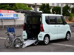 あなたに伝えたいことがまだまだたくさんあります。『坂出自動車』とWEBで入力し当店ホームページへお越しください。「坂出自動車」で検索して下さい。※車いすは見本です。