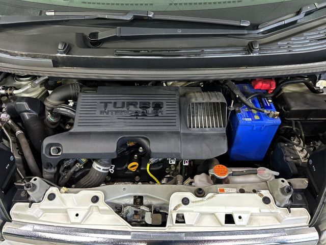親切・丁寧な専門メカニックスタッフが応対！・車検・点検整備・事故等の修理などアフターサービスも安心。お車のカスタマイズもネクステージのサービススタッフまでご相談ください！