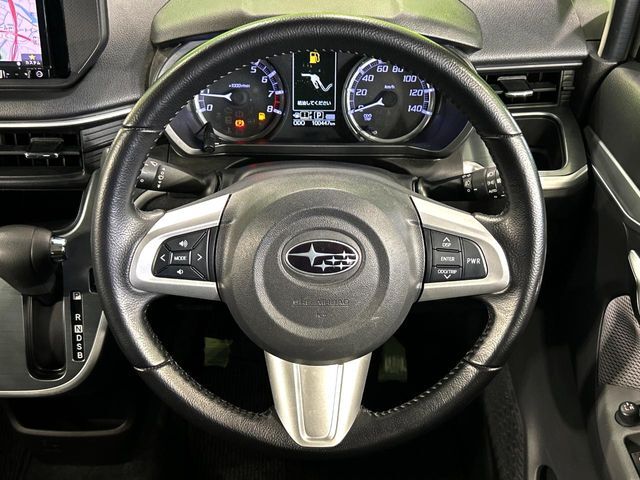 【ステアリングスイッチ】運転中、前方から目線をそらすことなく、オーディオ等の操作が可能な便利機能！安心＆快適なドライブを演出してくれます♪