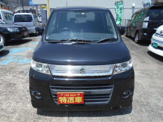 ★当店の強み★　内装も、格安車でも気持ちよく御乗りいただくために徹底したクリーニングを実施します。自慢の仕上がりでご満足いただいております。