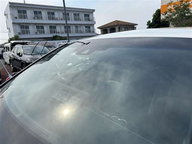 こちらの車両には衝突防止装置やいざという時安心！ドライブレコーダーが付いております♪
