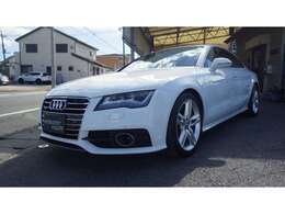 2年間保証取り扱い店です。対象車、サービス内容など詳しくはスタッフまでご確認ください。