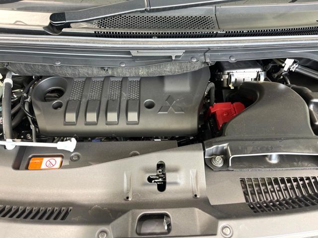 親切・丁寧な専門メカニックスタッフが応対！・車検・点検整備・事故等の修理などアフターサービスも安心。お車のカスタマイズもネクステージのサービススタッフまでご相談ください！