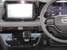 ステアリングスイッチ搭載！ハンドルひとつで手を離さなくても運転中視線をそらさなくても操作が出来て便利です