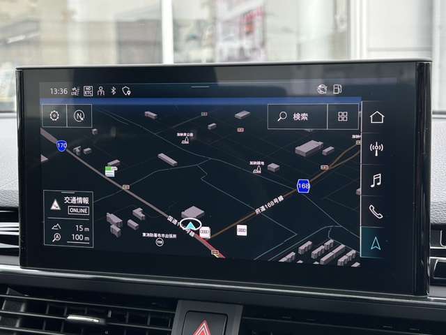 ●MMIナビゲーション『高解像度カラーディスプレイに、Bluetooth（R）接続によるハンズフリー通話機能を搭載しています。』
