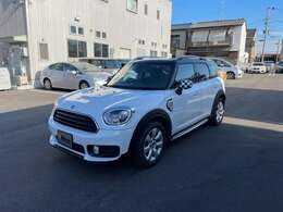 輸入車の修理を専門としているお店の自動車販売店。 　ホームページ http://www.carshop-maruyama.com/にアクセスを！車検・メンテナス・一般修理・鈑金塗装・すべて自社工場対応