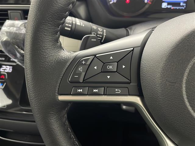【運転席操作部】快適なドライブを楽しむための機能が装備されています！運転席から触れるので、使いやすいです！除菌プランいれていただくと、さらに清潔で安心していただけます！