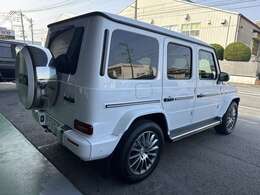 当店カスタムも得意としています！！愛車をかっこよく！またはカスタムを施した当店の一台を是非いかがですか？お問い合わせの際はお電話でカーセンサーを見た！とお問い合わせ下さい☆彡お待ちしております