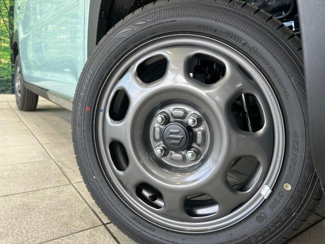 【純正15インチアルミホイール】外観にマッチした純正アルミホイールを装着しております。各種Aftermarketアルミホイールや、スタッドレスタイヤも取扱いしております。是非ご相談ください♪